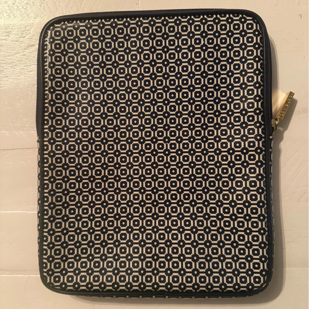 Tory Burch Navy and White Geometric Tablet Sleeve